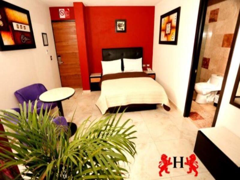 Hotel Leones Puebla Dış mekan fotoğraf